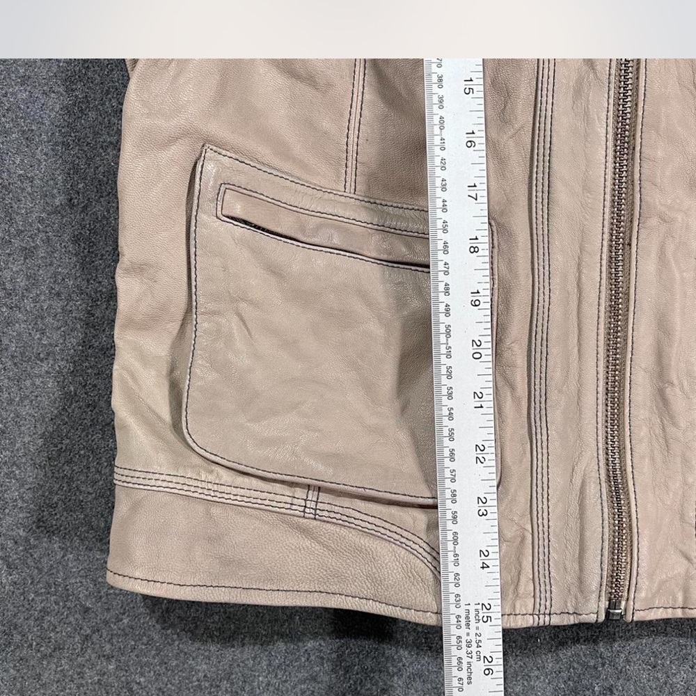 Women’s Beige HD Leather Jacket - Picture 4 of 8